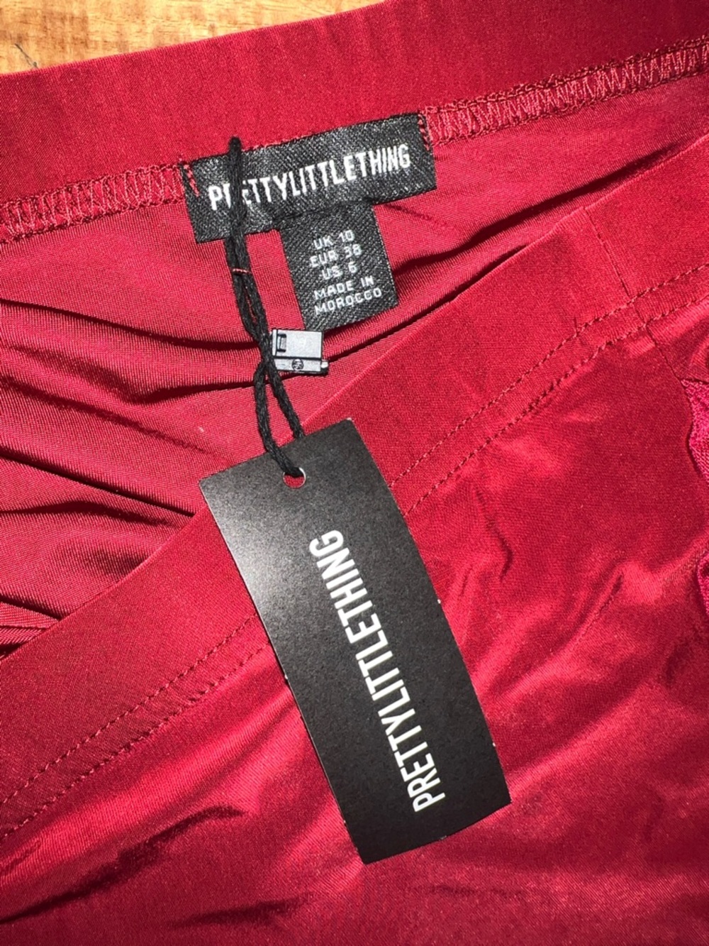 PrettyLittleThing Red Maxi Skirt - Picture 4 of 6